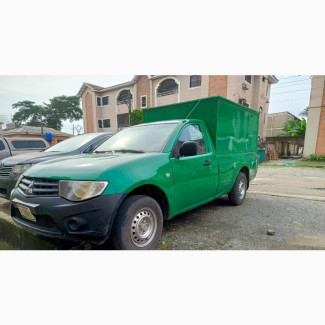 Mitsubishi L200 Single Cab 2.5 TD 4WD 2012 Green