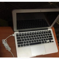 Original Macbook Magsafe 2 Charger on Flemzconcepts
