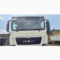 Super Clean Registered Man TGS 19.360 Trailer Head