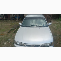 Nissan Almera Tino 2002 Silver
