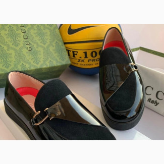 Gucci Flat Shoe - Stylish Men#039;s Sneakers