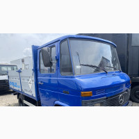 Mercedes Benz Pickup Truck 6080