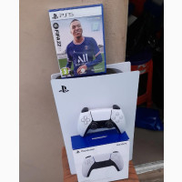 PS5 Console with Extra Pad and FIFA22 - Neat UK Used