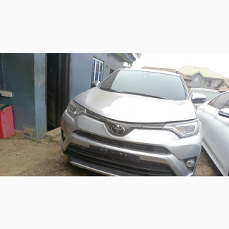 Toyota RAV4 2018 Silver