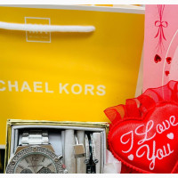 New Stock Alert !! MK Set for Women