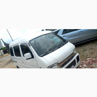 Suzuki 2000 White