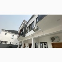 4bdrm Townhouse/Terrace in Ikota Villa, Lekki for Sale
