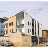 3bdrm Block of Flats in Maryland for Sale