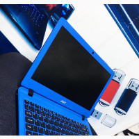 Laptop Acer Aspire ES1-732 4GB Intel Celeron SSD 72GB