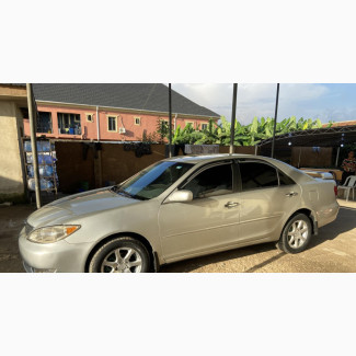 Toyota Camry 2006 Silver - Pristine Condition