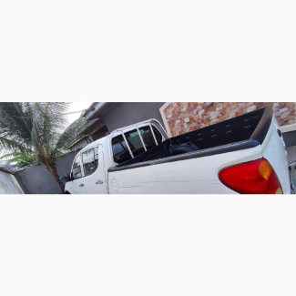Mitsubishi L200 Double Cab 2.5 180hp 4WD 2014 White