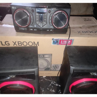 LG 950W XBOOM Home Theater System - Very Clean and Powerful