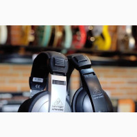 Behringer HPM 1000 Studio Headphones