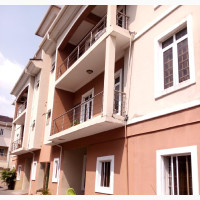 2bdrm Block of Flats in Oniru Estate Vi, Victoria Island for rent