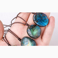 Labradorite Pendants - Boost Your Energy and Protect Your Aura