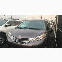 Toyota Sienna 2011