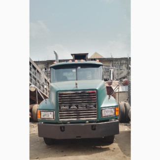Tractor Head