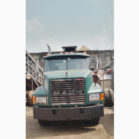 Tractor Head