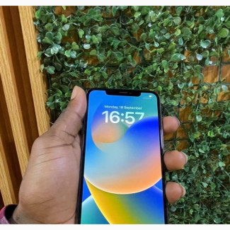 Apple iPhone XS 64 GB White