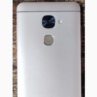 LeEco X526 32 GB Gold