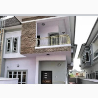 4bdrm Duplex in White Oak Estate, Lekki for Sale