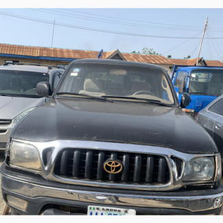 Toyota Tacoma 2001 Black