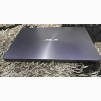 Laptop Asus ZenBook UX430UA 16GB Intel Core I7 SSD 512GB