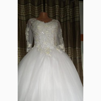 Stunning Wedding Gown for Rent
