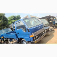 Toyota Dyna 200 Old Model 6 Tyres