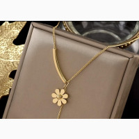 Cute Necklace - Stand Out with this Elegant Fashion Jewelry