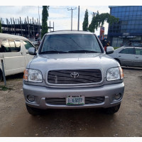 Toyota Sequoia 2004 Silver