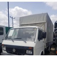 LT Pick Up With Tarpaulin