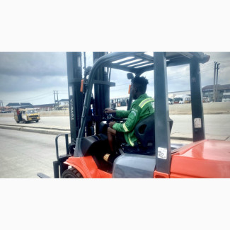 3tons Toyota Forklift - Just Arrived! 3stage High Mask! Foreign Used