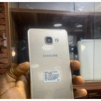 Samsung Galaxy A7 16 GB Gold - Very Clean and Fully Functional