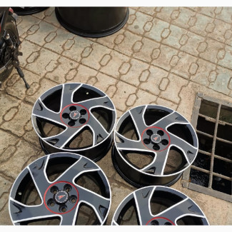 16-inch Pontiac Vibe Alloy Rim
