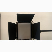 Neewer Bi Color Photo/Video Light + Light Stand