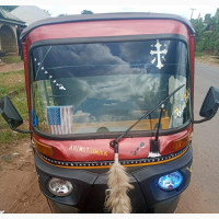Bajaj RE 2022 Green