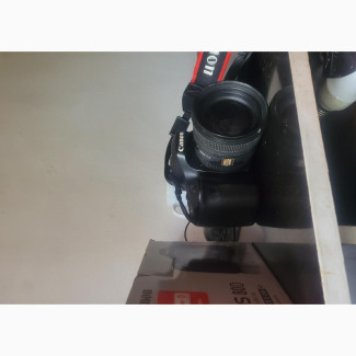 Canon DCLR 80D