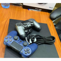 Super Neat UK Used PS4 Pro Complete Accessories