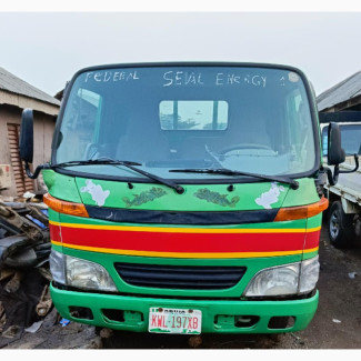 Toyota Dyna 200 2rz Petrol Engine 2004 Green