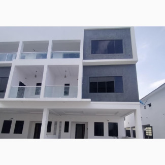 3bdrm Townhouse / Terrace in Ikate Elegushi for rent