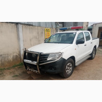Rent an Escort Toyota Hilux Pickup