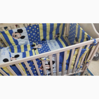 Baby Cot with Complete Set of Accessories at Discounted Price