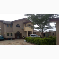 3bdrm Block of Flats in Poromosan Estate for Sale
