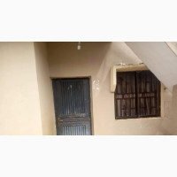 3bdrm Block of Flats in Poromosan Estate for Sale