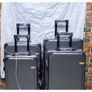 Luxury Unbreakable Box (Set of 4) With USB Charger