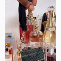 Marc Jacobs Decadence - Long Lasting and Luxurious Perfume