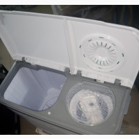 Hisense 5kg Washing Machine - Brand New - Top-Load - White