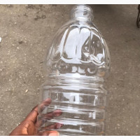 Plastic Bottles for Red Oil