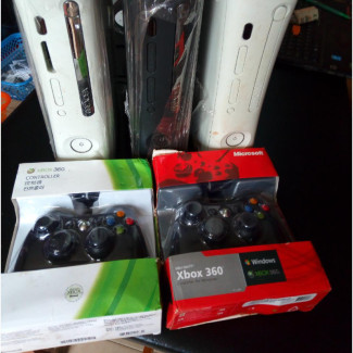 Xbox 360 + 5 Recent Games
